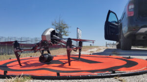 behind-the-scenes-czinger-21c-cota-raceway-drone-dji-amk-films