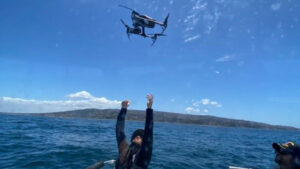 behind-the-scenes-hand-catch-Drone-BTS-crew