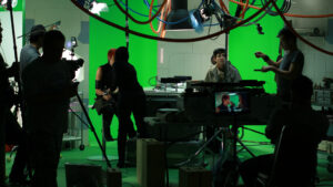 behind-the-scenes-star-wars-paths-to-rebellion-cast-and-crew-green-screen