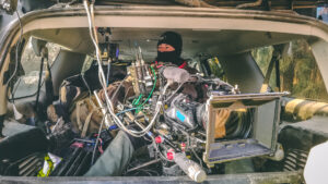 behind-the-scenes-the-great-travel-hack-car-rig-vehicle-tracking